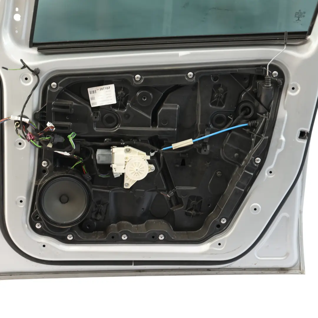 Porta Anteriore Destra Classe B Argento Polare Metallizzato 761 per Mercedes W246 con numero di parte A2467200205 Mercedes W246 Porta Anteriore Destra Classe B Argento Polare Metallizzato 761 - SKU A2467200205-PLS - Numero di parte A2467200205