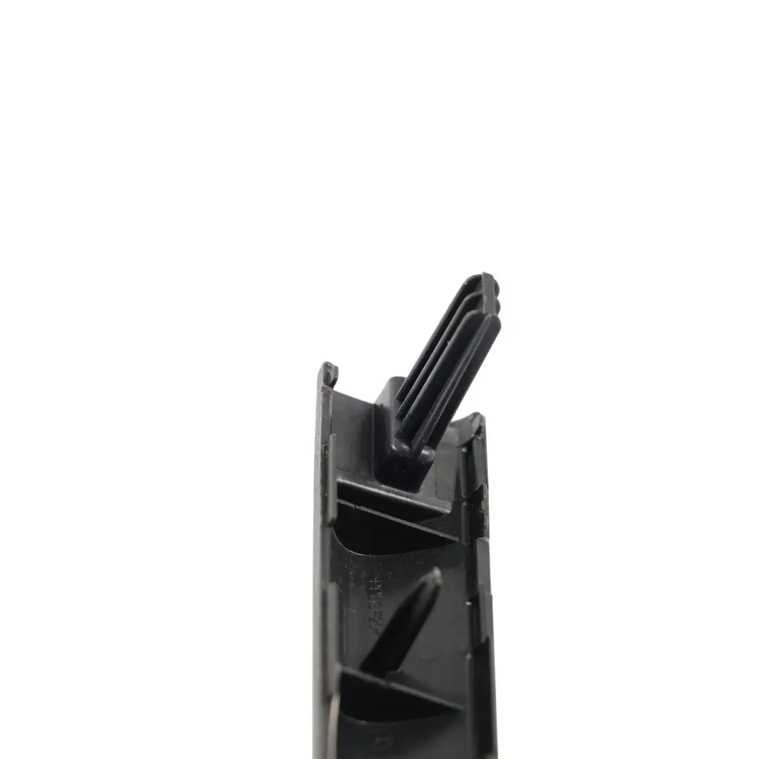 Mercedes W246 Tapa Embellecedor Manija Maletero Portón - SKU A2467430172 - Número de pieza A2467430172
