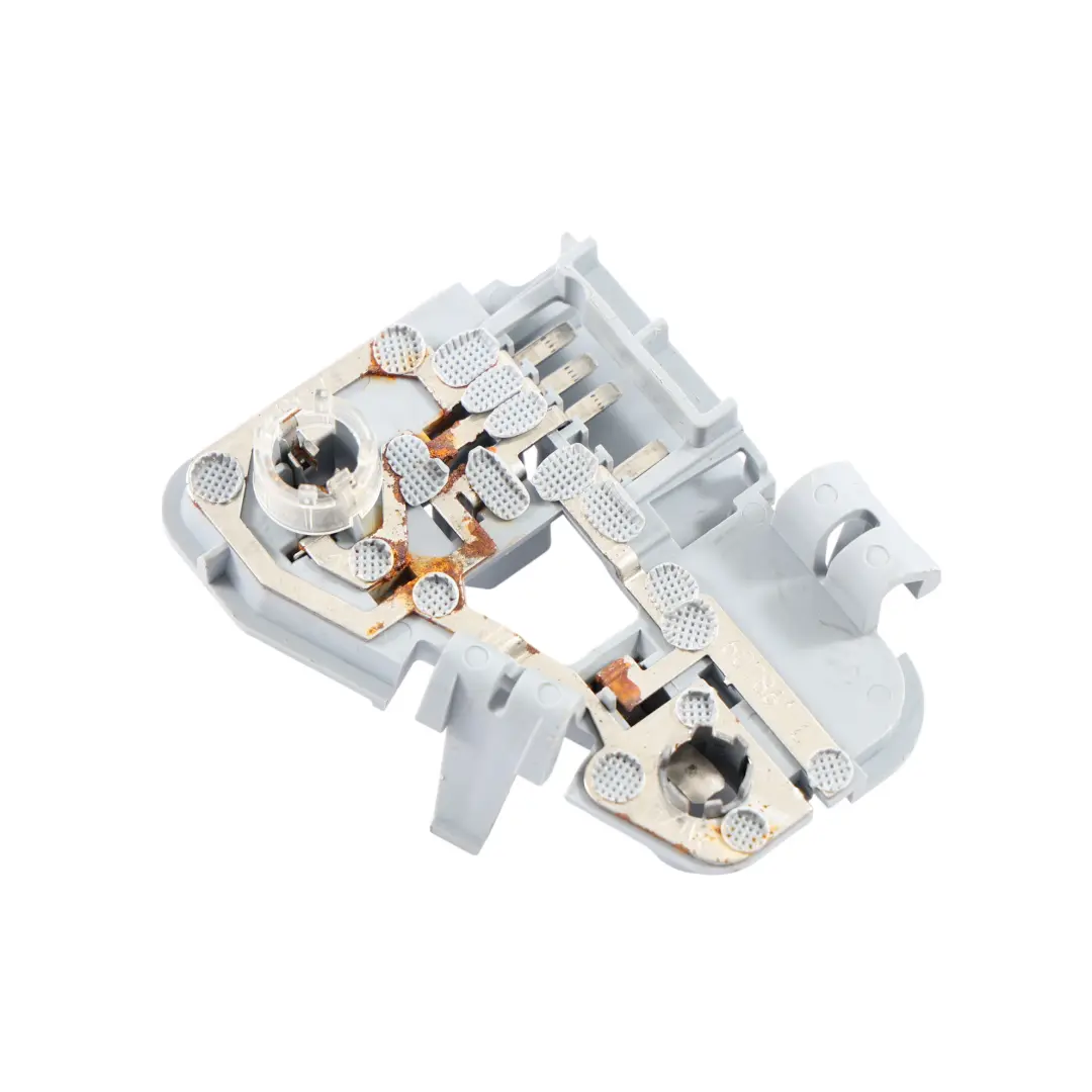 Mercedes W246 W242 Soporte Portalámparas Luz Trasera Izquierda - SKU A2468201277 - Número de pieza A2468201277
