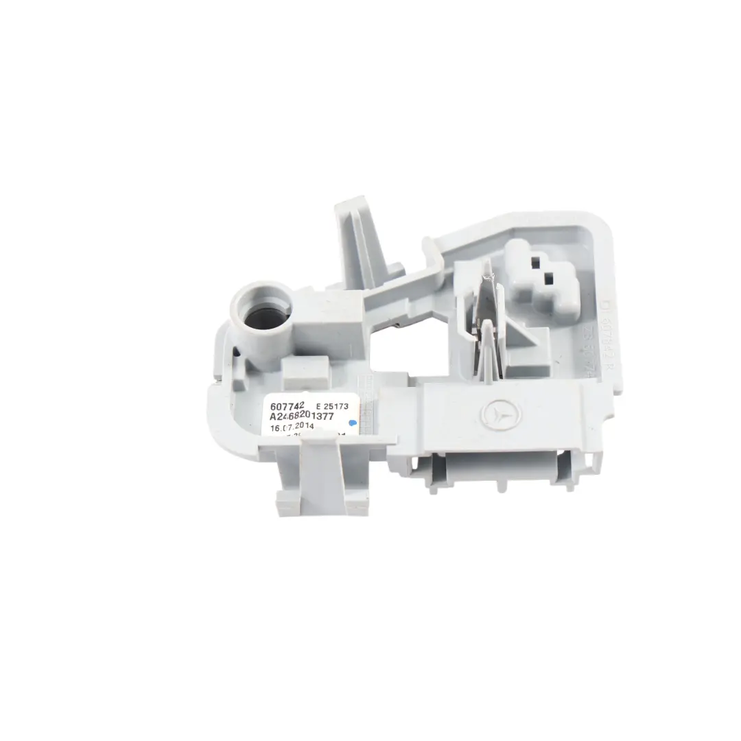 Rücklicht Lampenhalterung Fassung Rechts für Mercedes W246 mit Teilenummer A2468201377 Mercedes W246 Rücklicht Lampenhalterung Fassung Rechts - SKU A2468201377 - Teilenummer A2468201377