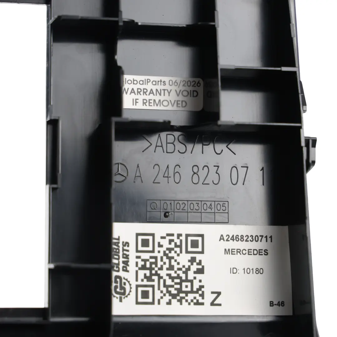 Mercedes C117 X117 Staffa Supporto Console Centrale - SKU A2468230711 - Numero di parte A2468230711