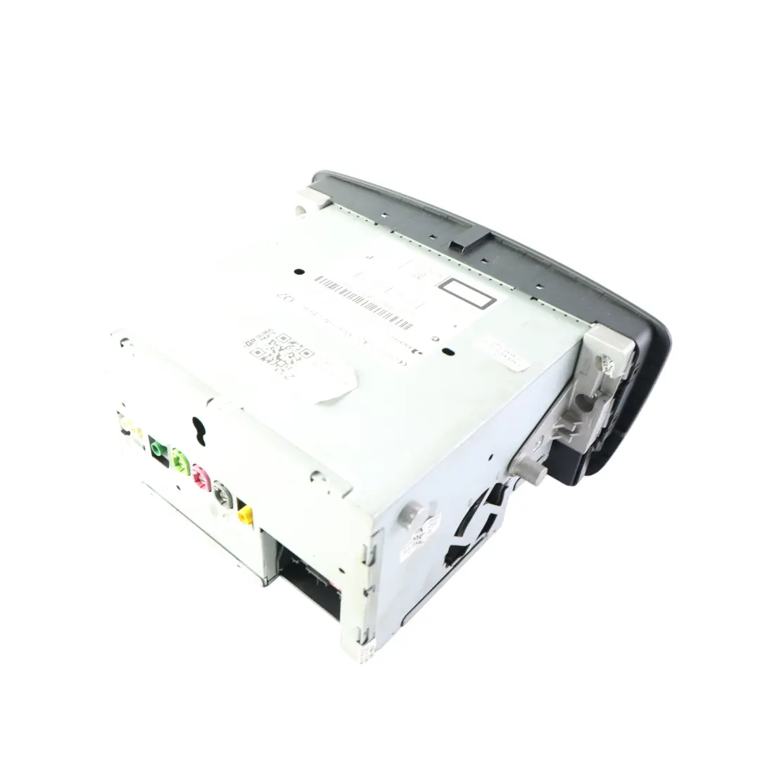 Radio Nawigacja CD do Mercedes C117 W176 W246 o numerze A2469000112 Mercedes C117 W176 W246 Radio Nawigacja CD - SKU A2469000112-1 - Numer Części A2469000112