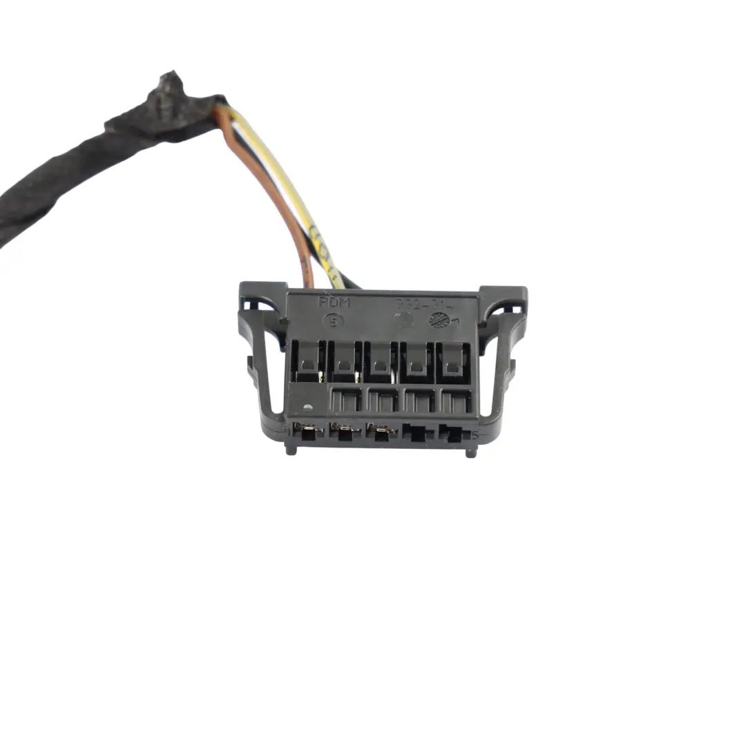 Luz Trasera Portón Cableado Interior Izquierda para Mercedes W246 con número de pieza A2469066300 Mercedes W246 Luz Trasera Portón Cableado Interior Izquierda - SKU A2469066300-2 - Número de pieza A2469066300