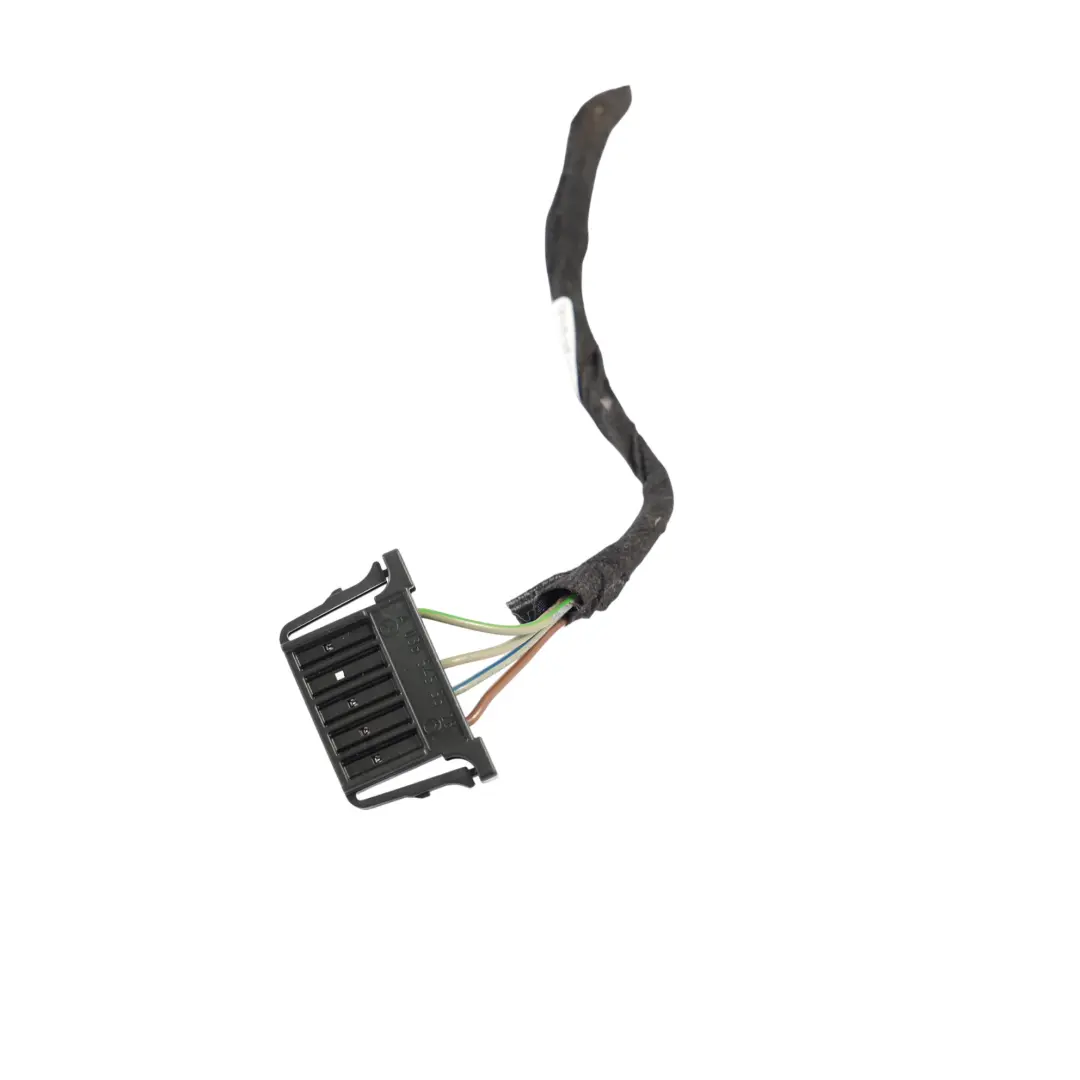 Mercedes W246 Luz Maletero Trasero Cableado Interior Derecho - SKU A2469066400-2 - Número de pieza A2469066400