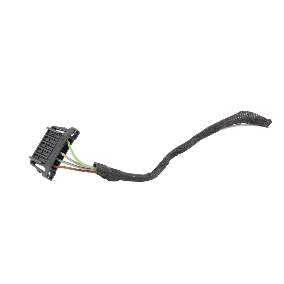 Lampa Tylna Klapy Bagażnika Wewnętrzna Prawa do Mercedes W246 o numerze A2469066400 Mercedes W246 Lampa Tylna Klapy Bagażnika Wewnętrzna Prawa - SKU A2469066400-2 - Numer Części A2469066400