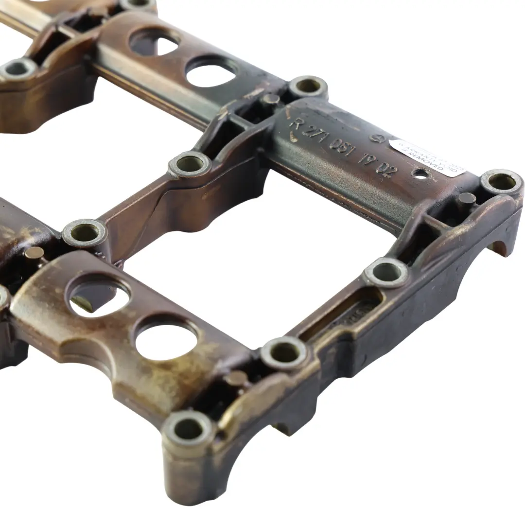 Mercedes A207 W204 W212 Tapa Cojinete Árbol Levas 271820 - SKU A2710501902-1 - Número de pieza A2710501902