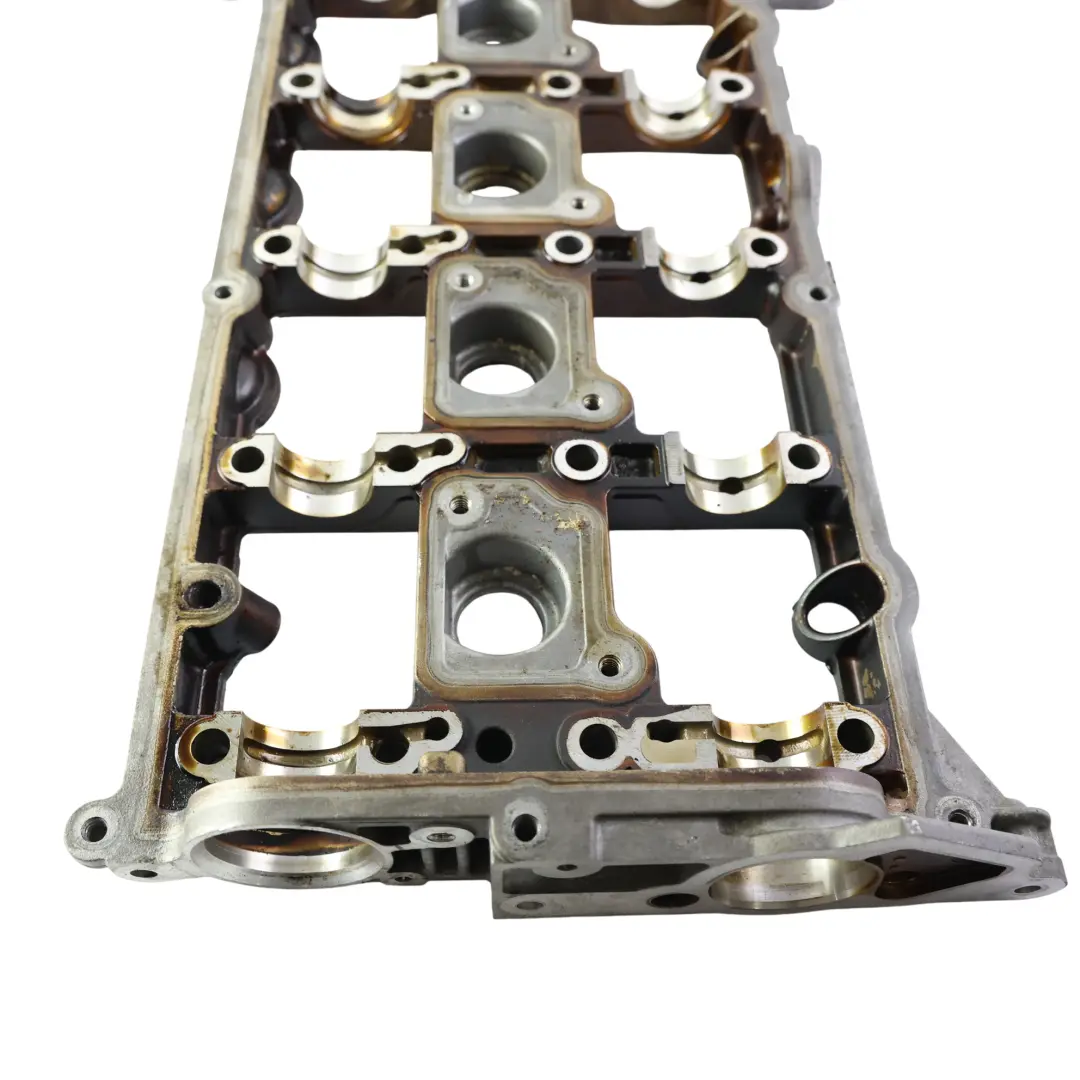 Nockenwellen Lagergehäuse C180 271820 für Mercedes A207 W204 W212 mit Teilenummer A2710501902 Mercedes A207 W204 W212 Nockenwellen Lagergehäuse C180 271820 - SKU A2710501902 - Teilenummer A2710501902