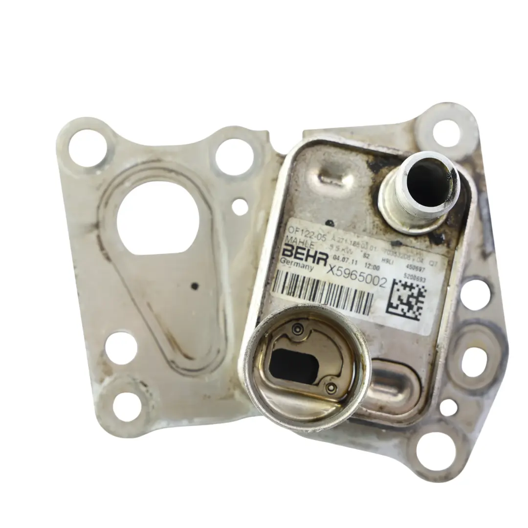 Enfriador Aceite Motor C180 BlueEFFICIENCY 271820 para Mercedes W204 con número de pieza A2711880301 Mercedes W204 Enfriador Aceite Motor C180 BlueEFFICIENCY 271820 - SKU A2711880301 - Número de pieza A2711880301