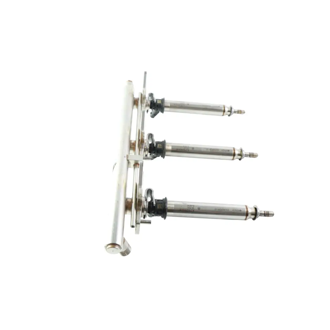 Iniezione Iniettori SET Destro M276.957 per Mercedes C204 Linea con numero di parte A2760703495 Mercedes C204 Linea Iniezione Iniettori SET Destro M276.957 - SKU A2760703495 - Numero di parte A2760703495