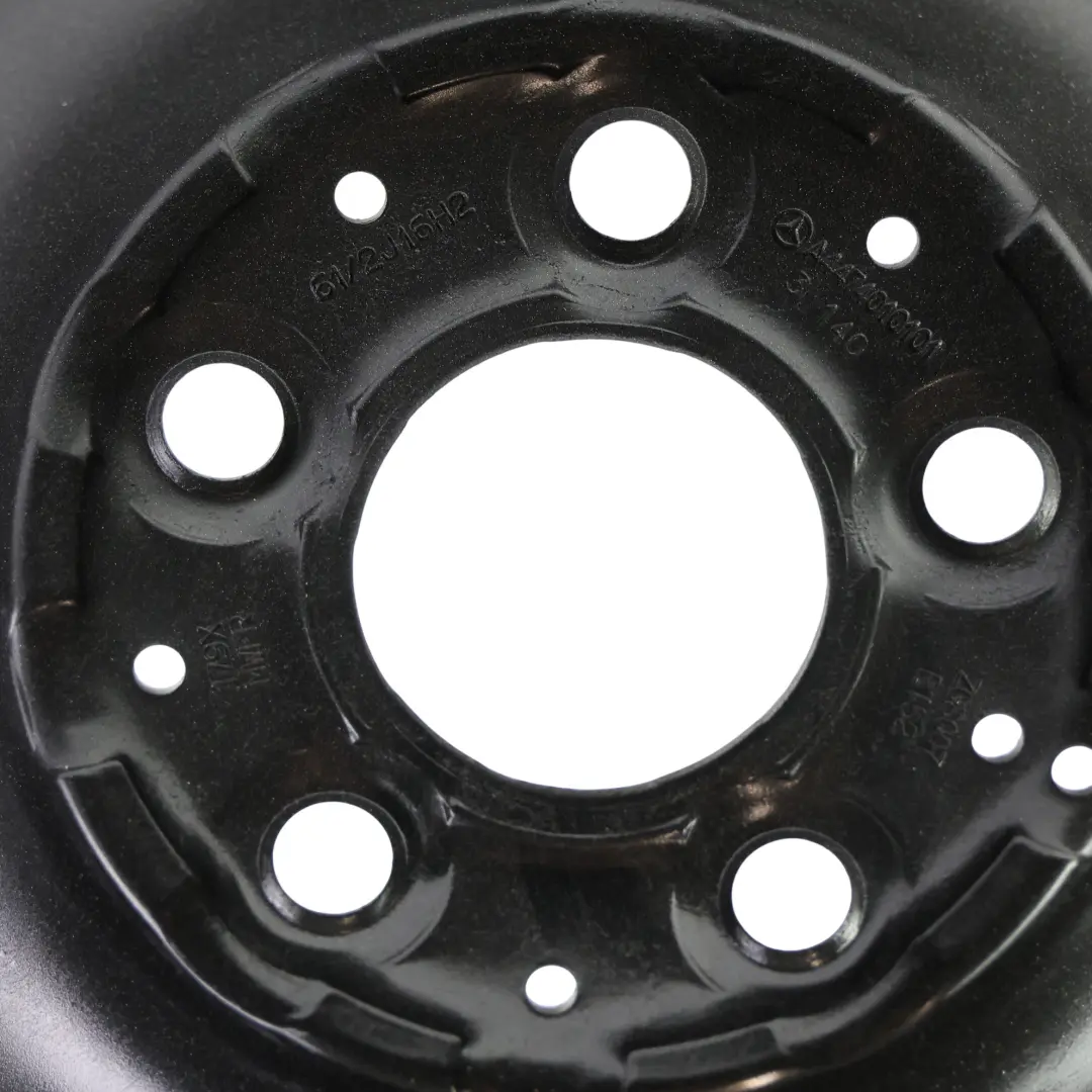 Stahlfelge 16" 6.5J ET:52 Schwarz für Mercedes Vito W447 mit Teilenummer A4474010101 Mercedes Vito W447 Stahlfelge 16" 6.5J ET:52 Schwarz - SKU A4474010101-3 - Teilenummer A4474010101