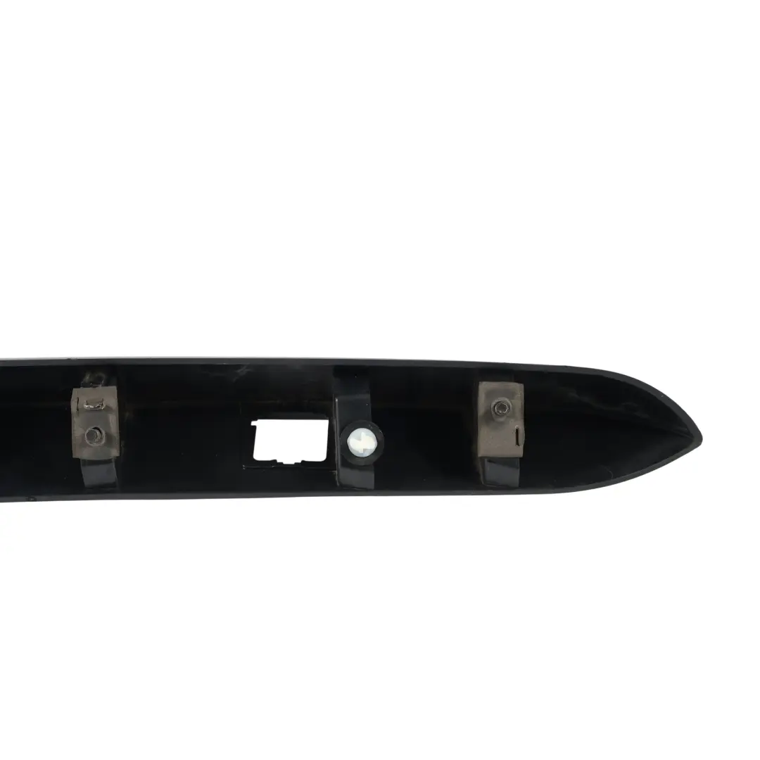 Poignée Hayon Couvercle Garniture pour Mercedes Vito W447 à propos du numéro de pièce A4477400093 Mercedes Vito W447 Poignée Hayon Couvercle Garniture - SKU A4477400093-1 - Numéro de pièce A4477400093