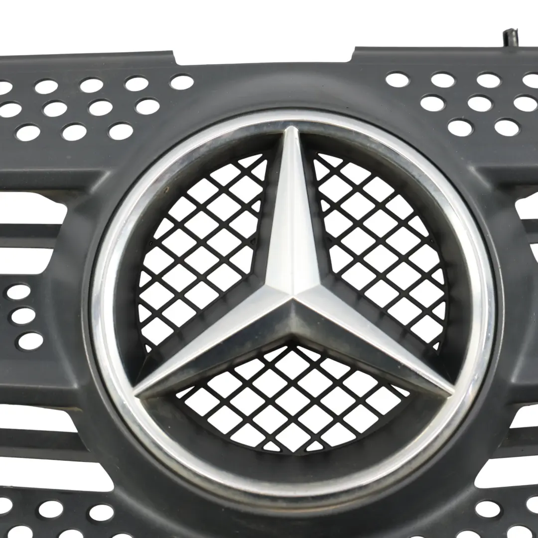Zderzak Przedni Gruntowany do Mercedes Vito W447 o numerze A4478850425 Mercedes Vito W447 Zderzak Przedni Gruntowany - SKU A4478850425 - Numer Części A4478850425