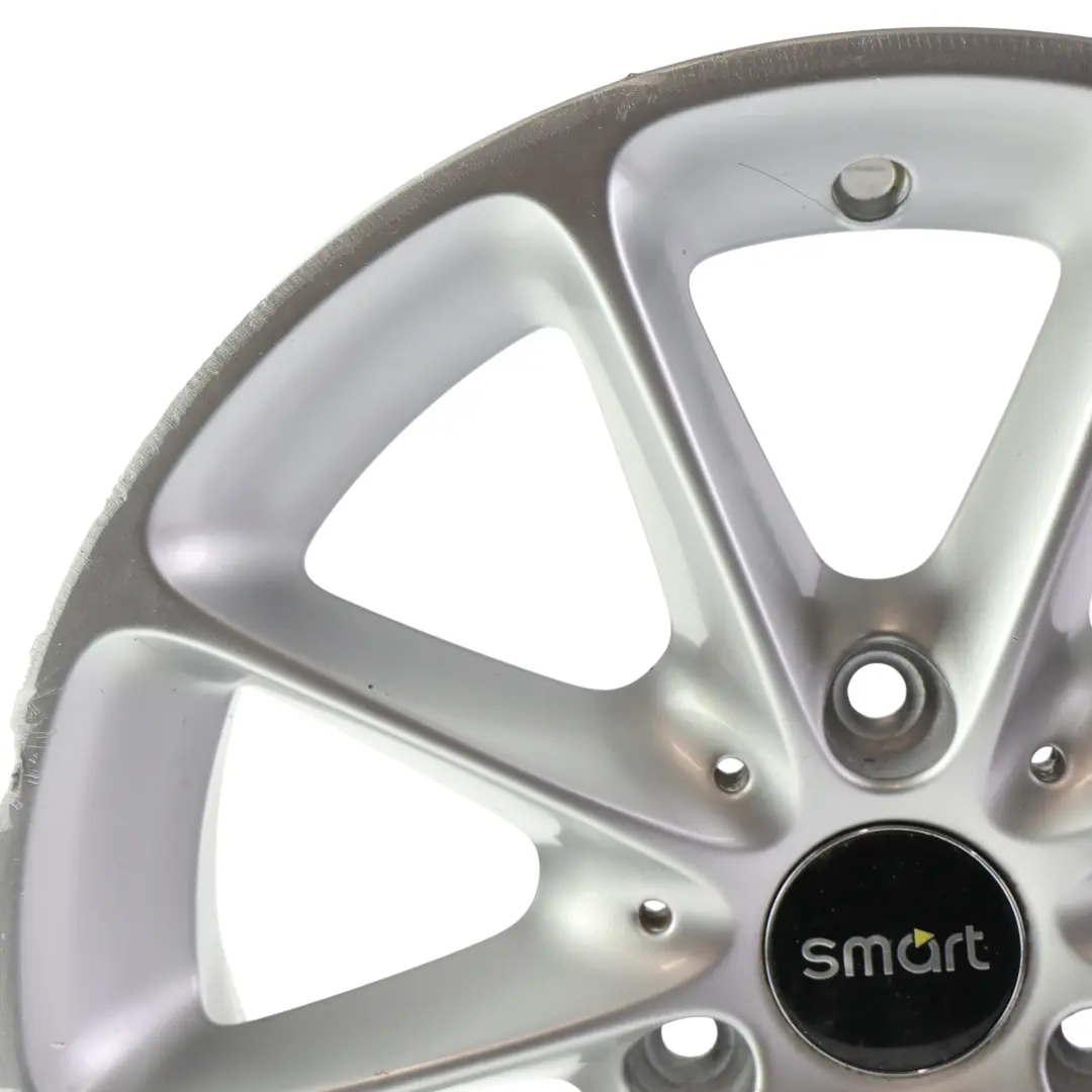 Llanta Aleación Trasera Plata 15" 5,5J 3X112 ET22 para Smart Fortwo 451 con número de pieza A4514010502 Smart Fortwo 451 Llanta Aleación Trasera Plata 15" 5,5J 3X112 ET22 - SKU A4514010502-2 - Número de pieza A4514010502