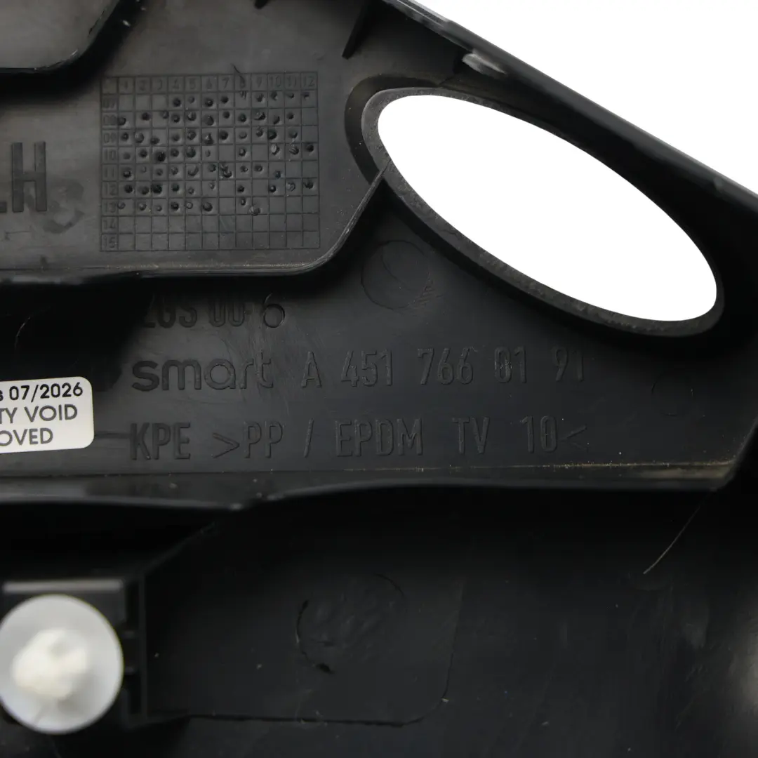 Smart Fortwo C451 Cabrio Osłona Słupka B Lewa - SKU A4517660191 - Numer Części A4517660191