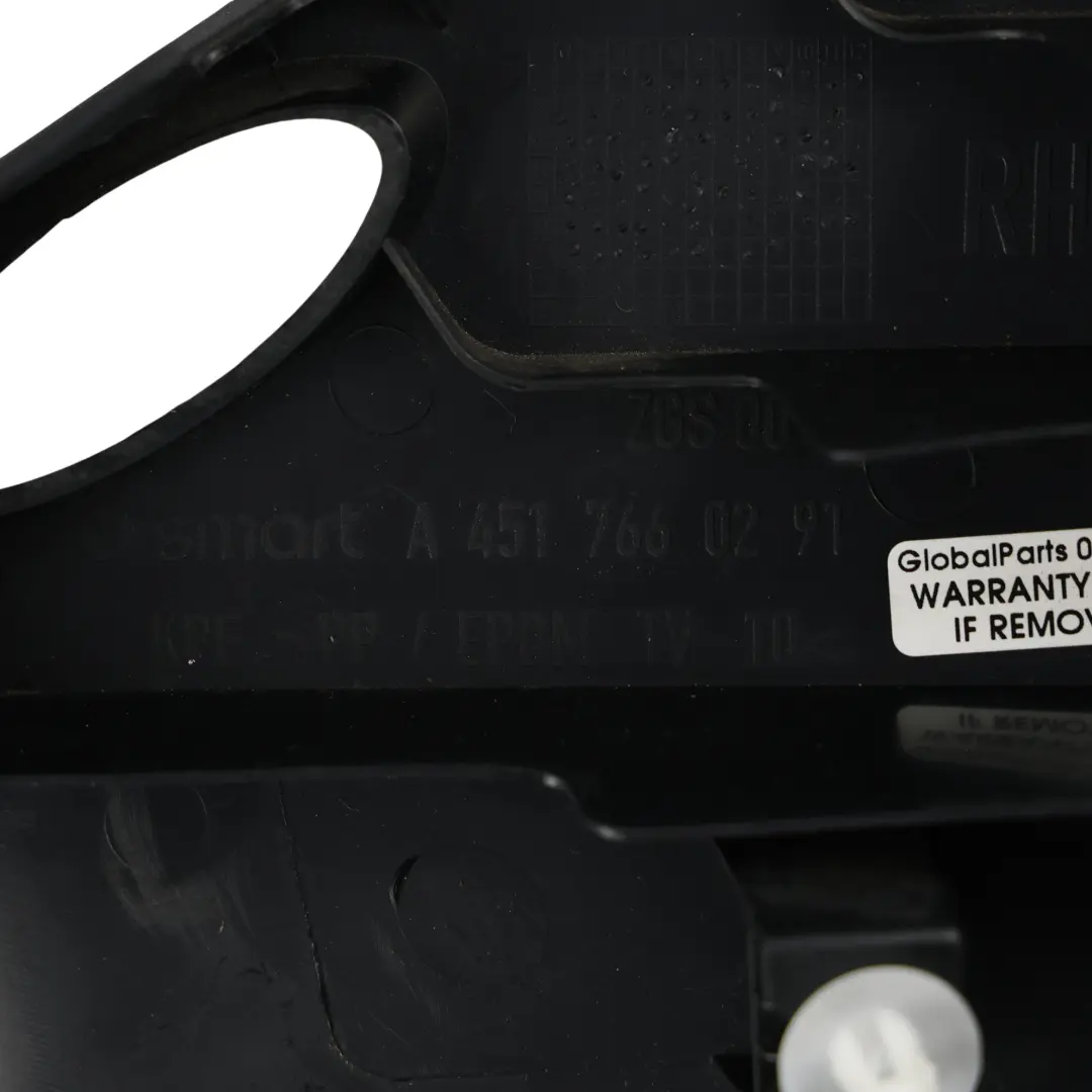 C451 Cabrio Tapa Moldura Pilar B Derecho para Smart Fortwo con número de pieza A4517660291 Smart Fortwo C451 Cabrio Tapa Moldura Pilar B Derecho - SKU A4517660291 - Número de pieza A4517660291
