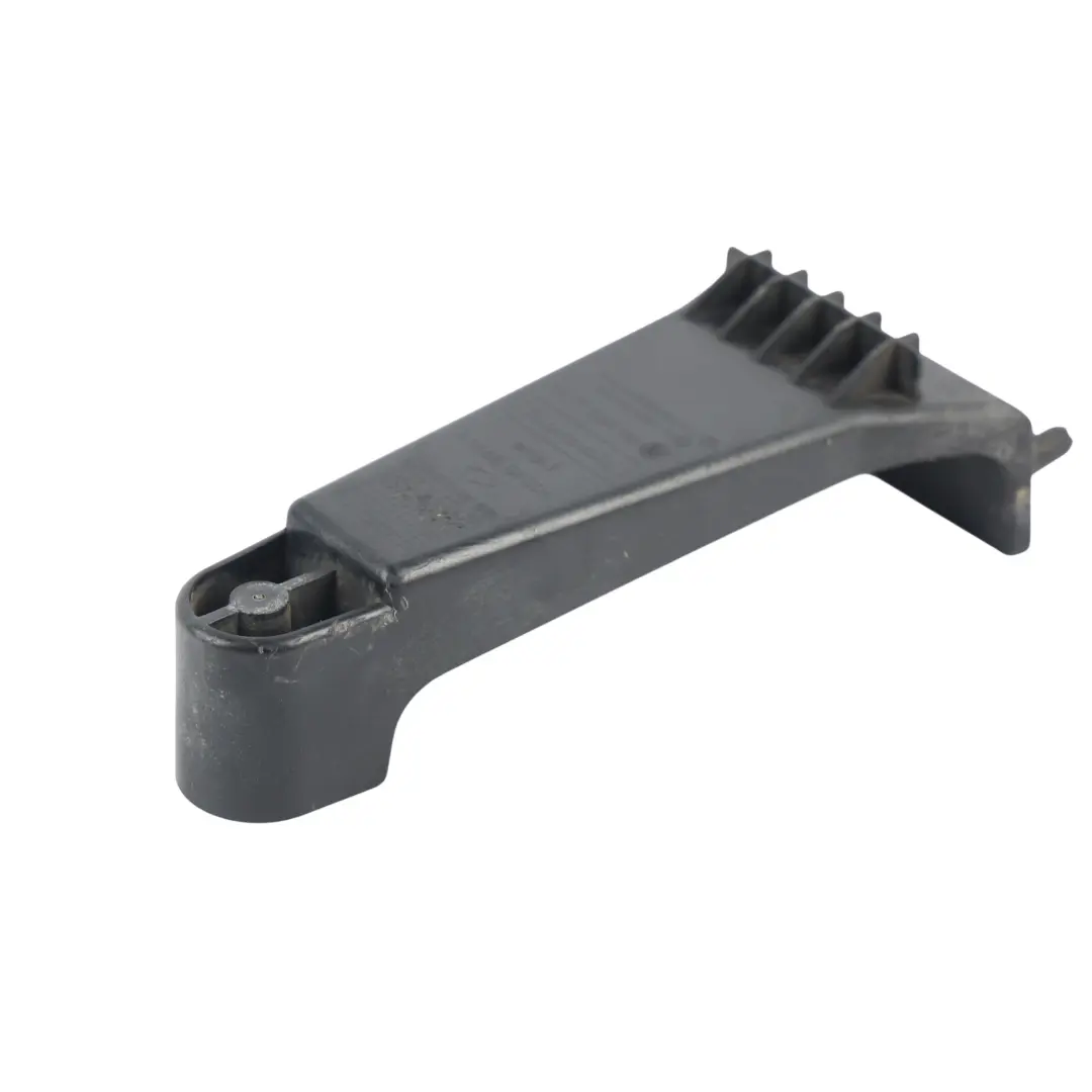 A453 Rear Bumper Lateral Support Bracket Mount Holder Left N/S to Smart with Part number A4538800230 Smart A453 Rear Bumper Lateral Support Bracket Mount Holder Left N/S - SKU A4538800230 - Part number A4538800230