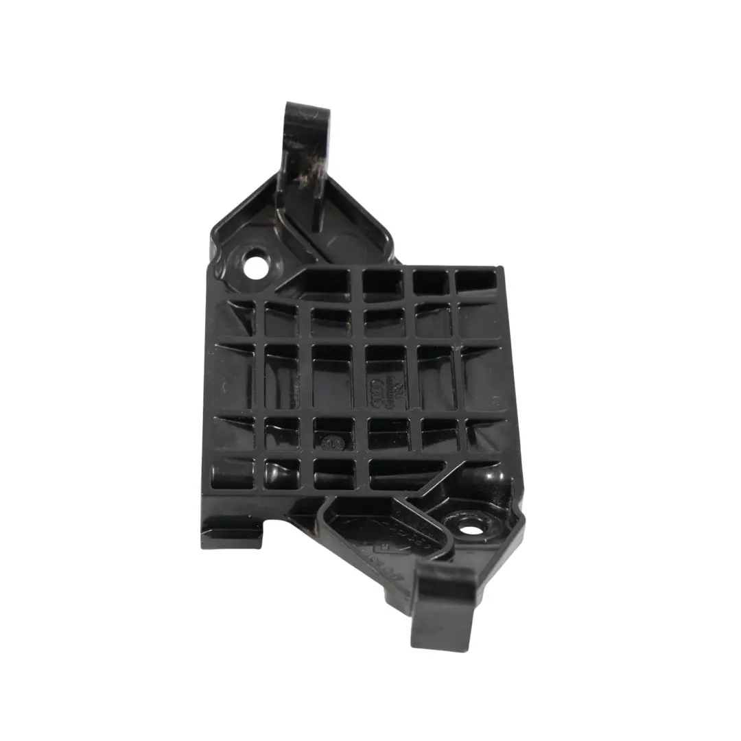 Audi A6 C6 Pannello Guida Cintura Sicurezza Destro - SKU A4F0857782 - Numero di parte A4F0857782