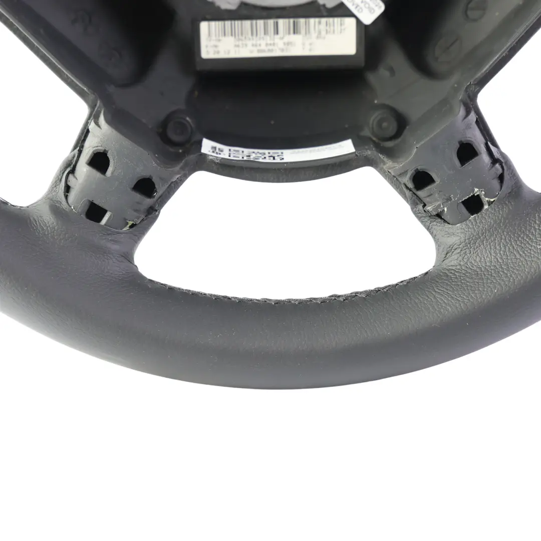 Lenkrad NEU Schwarzes Leder mit Schwarzem Faden für Mercedes Vito Viano W639 mit Teilenummer A6394640401 Mercedes Vito Viano W639 Lenkrad NEU Schwarzes Leder mit Schwarzem Faden - SKU A6394640401-2 - Teilenummer A6394640401