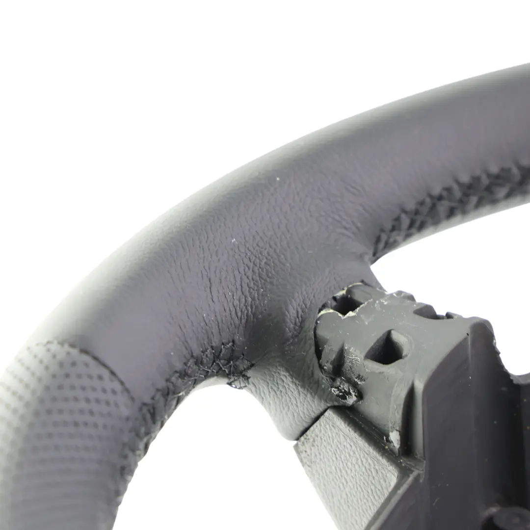 Lenkrad NEU Schwarzes Leder mit Schwarzem Faden für Mercedes Vito Viano W639 mit Teilenummer A6394640401 Mercedes Vito Viano W639 Lenkrad NEU Schwarzes Leder mit Schwarzem Faden - SKU A6394640401-2 - Teilenummer A6394640401