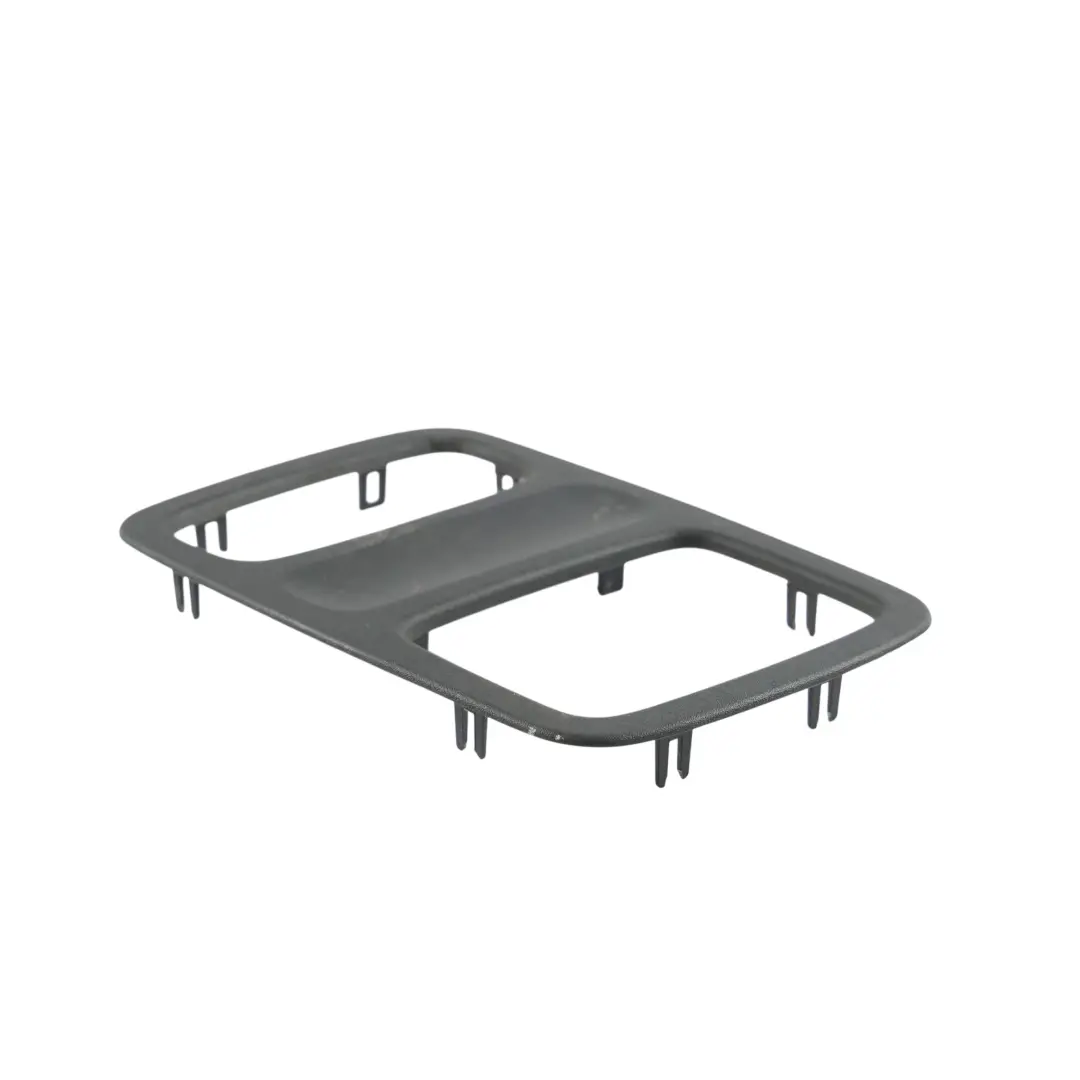 Mercedes W639 W906 Cubierta Manija Puerta Trasera Derecha Izquierda - SKU A6397470187-1 - Número de pieza A6397470187