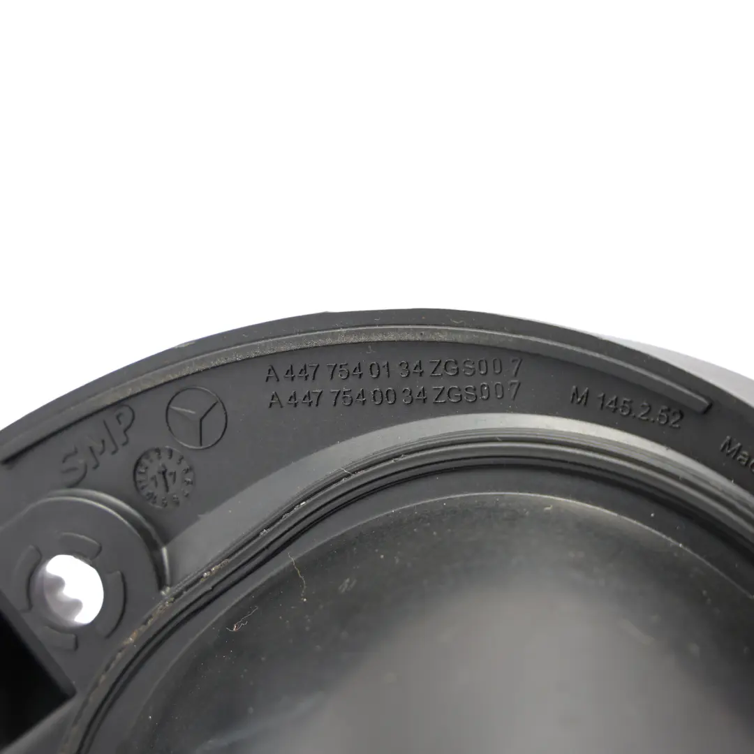 Mercedes W639 W906 Trappe Bouchon Réservoir Carburant - SKU A6397520196-ARW - Numéro de pièce A6397520196