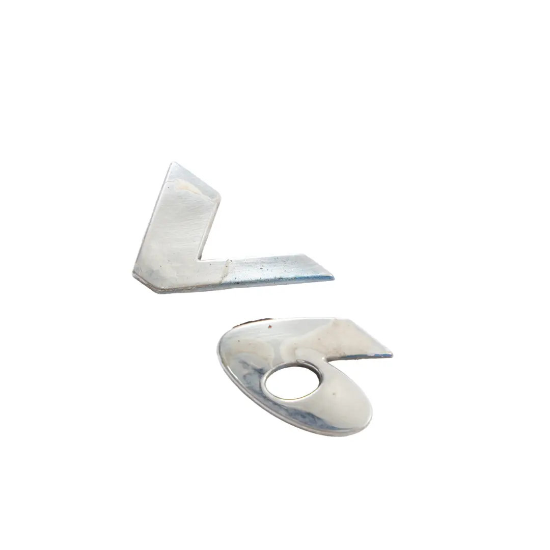 Mercedes Vito Viano W639 Hayon Arrière Emblème Badge Coffre V6 A6398170914 - SKU A6398173214 - Numéro de pièce A6398173214