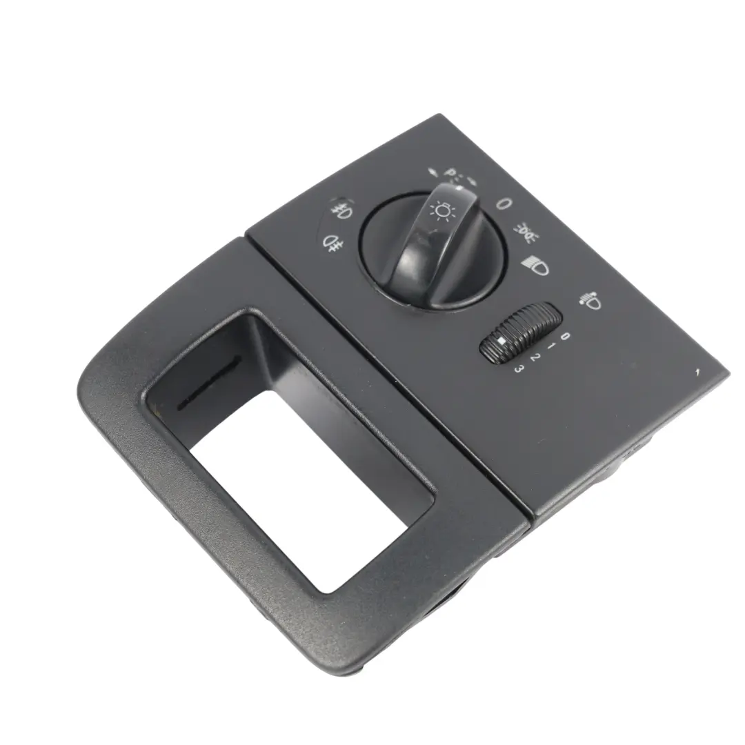 Headlight Switch Unit Button Knob to Mercedes Vito Viano W639 with Part number A6399050000 Mercedes Vito Viano W639 Headlight Switch Unit Button Knob - SKU A6399050000 - Part number A6399050000