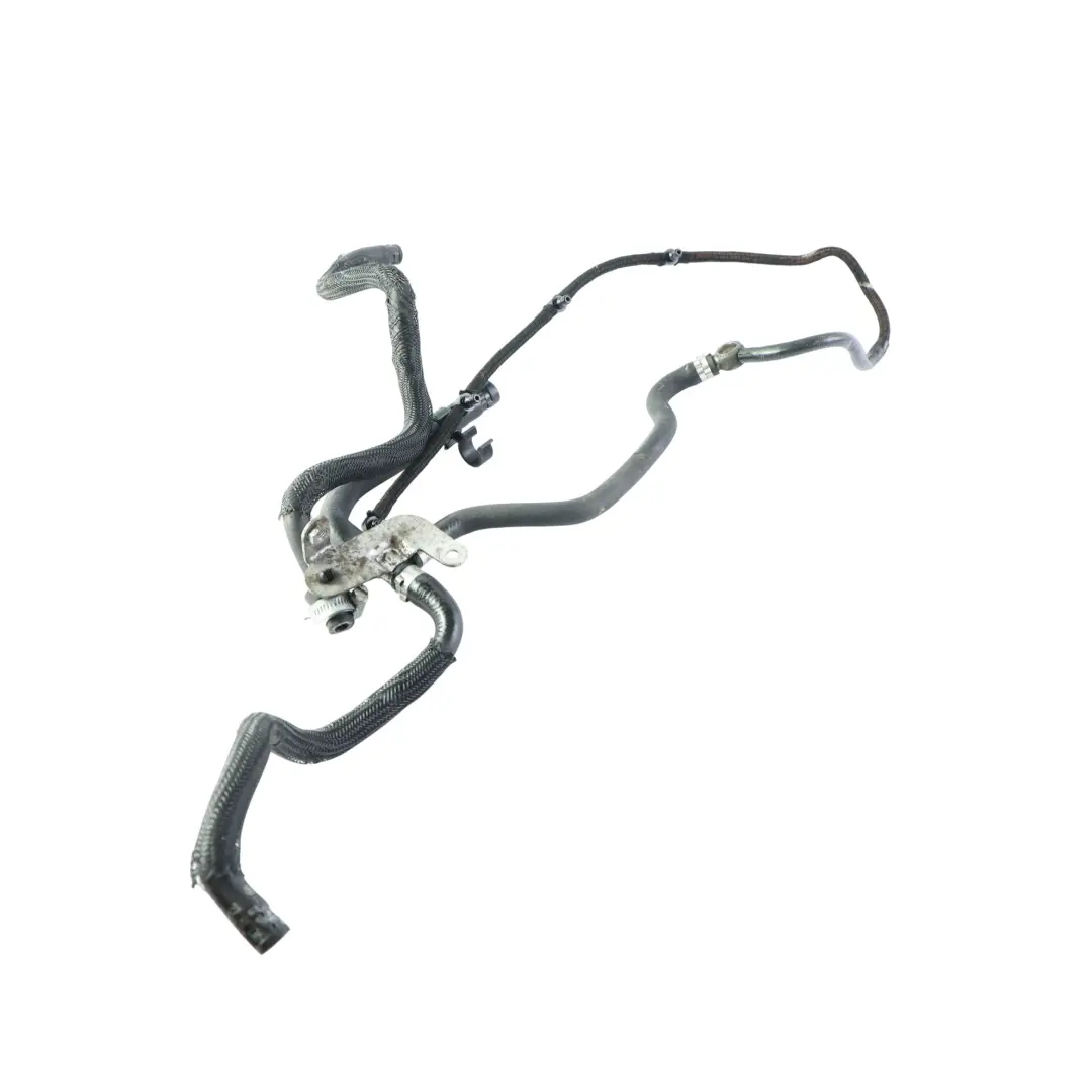 Conduite Carburant 111 CDI OM646 Diesel pour Mercedes Vito Viano W639 à propos du numéro de pièce A6460781181 Mercedes Vito Viano W639 Conduite Carburant 111 CDI OM646 Diesel - SKU A6460781181 - Numéro de pièce A6460781181