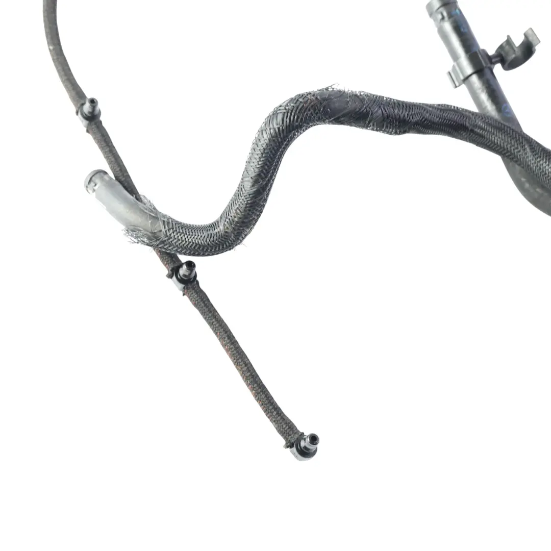 Conduite Carburant 111 CDI OM646 Diesel pour Mercedes Vito Viano W639 à propos du numéro de pièce A6460781181 Mercedes Vito Viano W639 Conduite Carburant 111 CDI OM646 Diesel - SKU A6460781181 - Numéro de pièce A6460781181