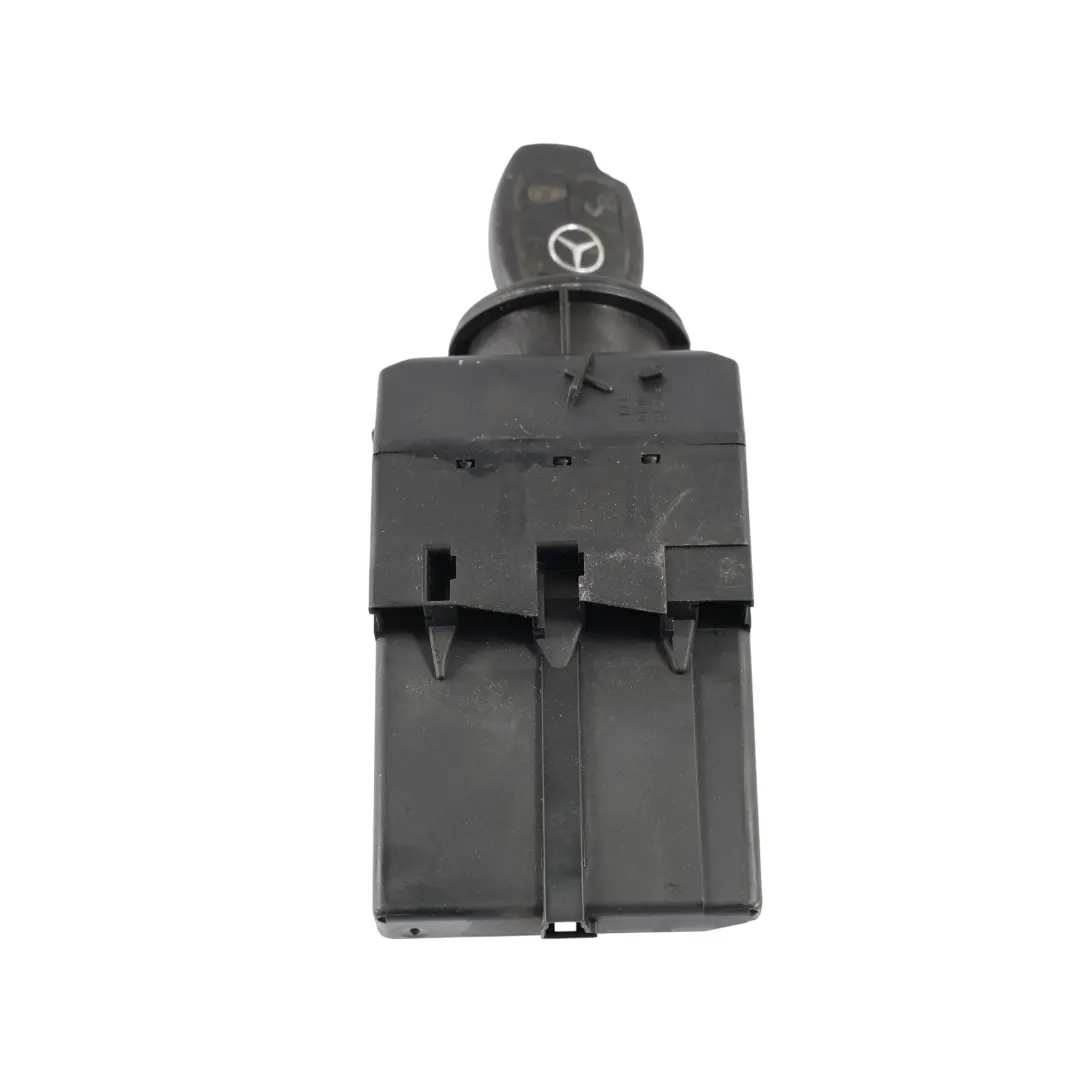 OM646 109HP Moduł ECU Silnika Manualna do Mercedes W639 111 CDI o numerze A6461532591 Mercedes W639 111 CDI OM646 109HP Moduł ECU Silnika Manualna - SKU A6461532591-2 - Numer Części A6461532591