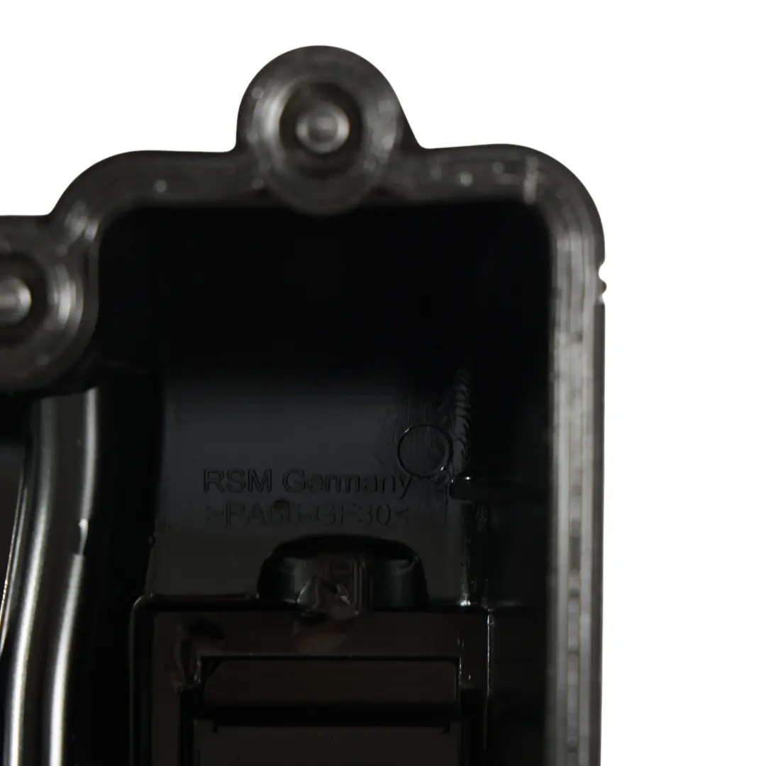 OM651 Motor Zylinderkopf Ventildeckel für Mercedes W204 W906 mit Teilenummer A6510108918 Mercedes W204 W906 OM651 Motor Zylinderkopf Ventildeckel - SKU A6510108918-1 - Teilenummer A6510108918