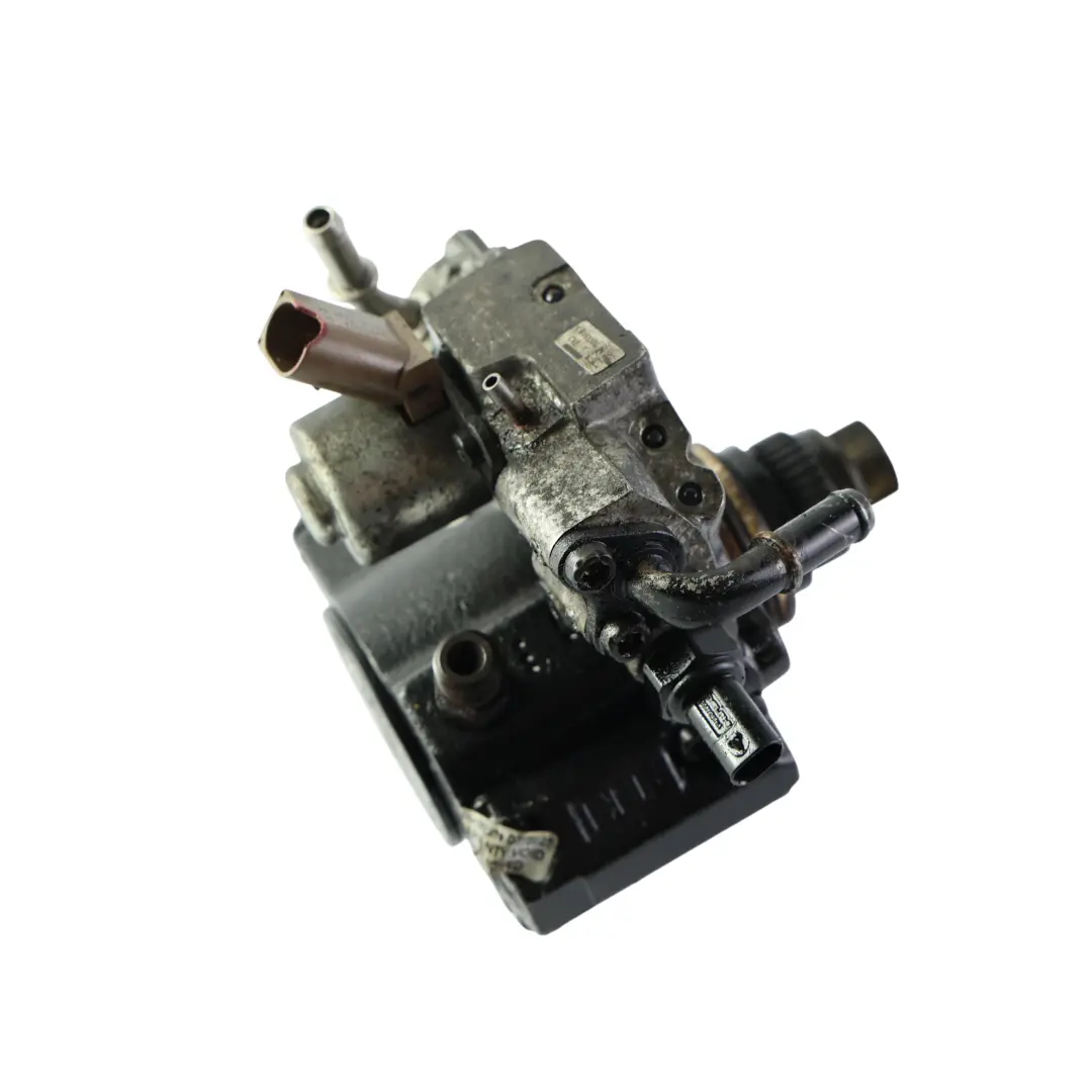 Pompe à carburant Mercedes W639 W906 OM651 Diesel Haute Pression pour à propos du numéro de pièce A6510702601 Pompe à carburant Mercedes W639 W906 OM651 Diesel Haute Pression - SKU A6510702601-1 - Numéro de pièce A6510702601