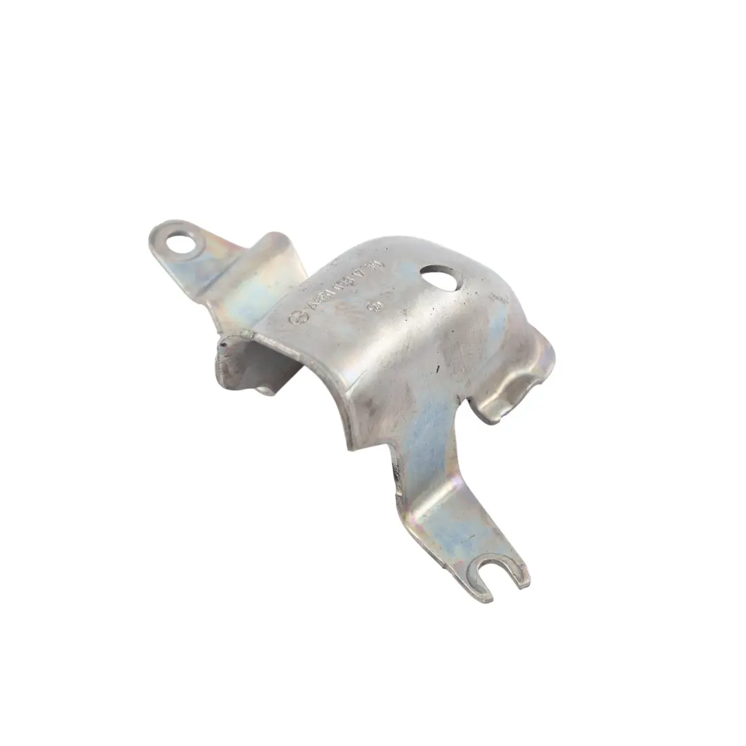 Supporto Staffa Montaggio Scudo Termico per Mercedes W204 con numero di parte A6510981739 Mercedes W204 Supporto Staffa Montaggio Scudo Termico - SKU A6510981739 - Numero di parte A6510981739