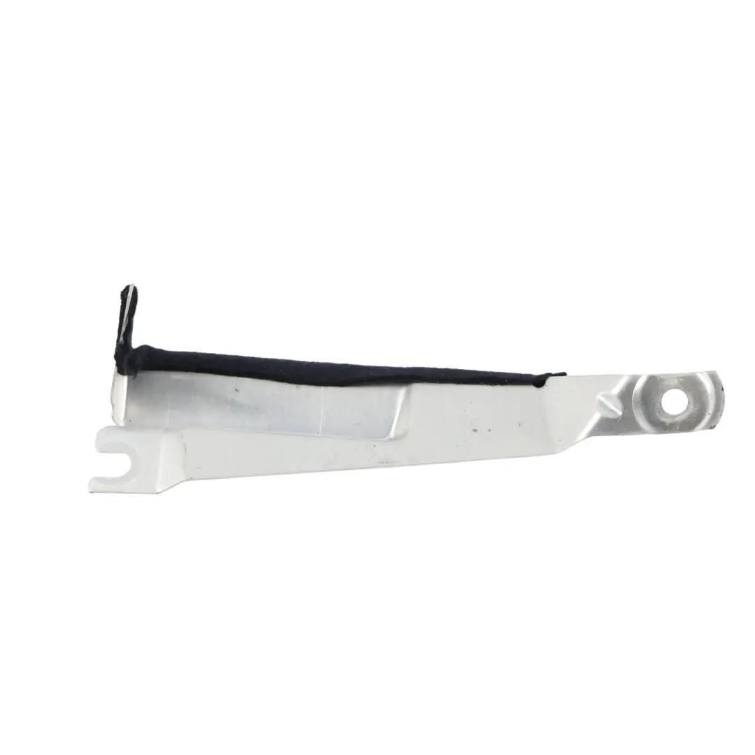 8L Boot Lid Tailgate Retaining Clip Clamp Bracket Holder to Audi A3 with Part number 8D9827580 Audi A3 8L Boot Lid Tailgate Retaining Clip Clamp Bracket Holder - SKU 8D9827580 - Part number 8D9827580