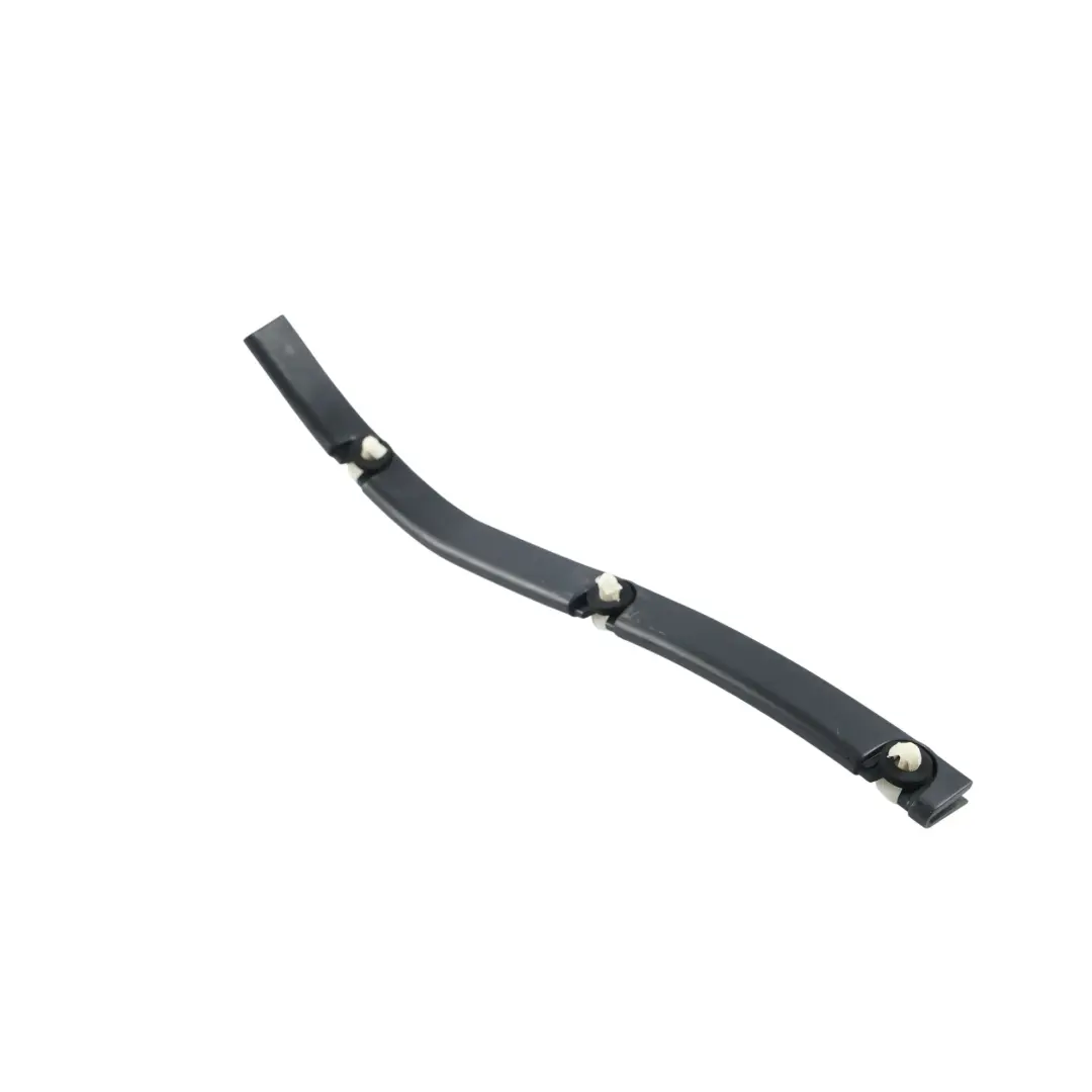 Listwa Mocująca Drzwi Przednich Lewa do Audi A4 RS4 B7 Seat Exeo o numerze A8E0831347 Audi A4 RS4 B7 Seat Exeo Listwa Mocująca Drzwi Przednich Lewa - SKU A8E0831347 - Numer Części A8E0831347