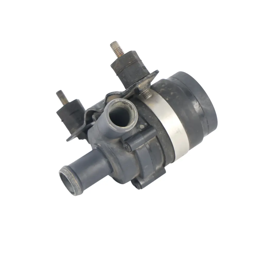 Bomba Agua Adicional Unidad Refrigeración Refrigerante A para Audi RS4 B7 con número de pieza 8E0965559 Audi RS4 B7 Bomba Agua Adicional Unidad Refrigeración Refrigerante A - SKU 8E0965559 - Número de pieza 8E0965559