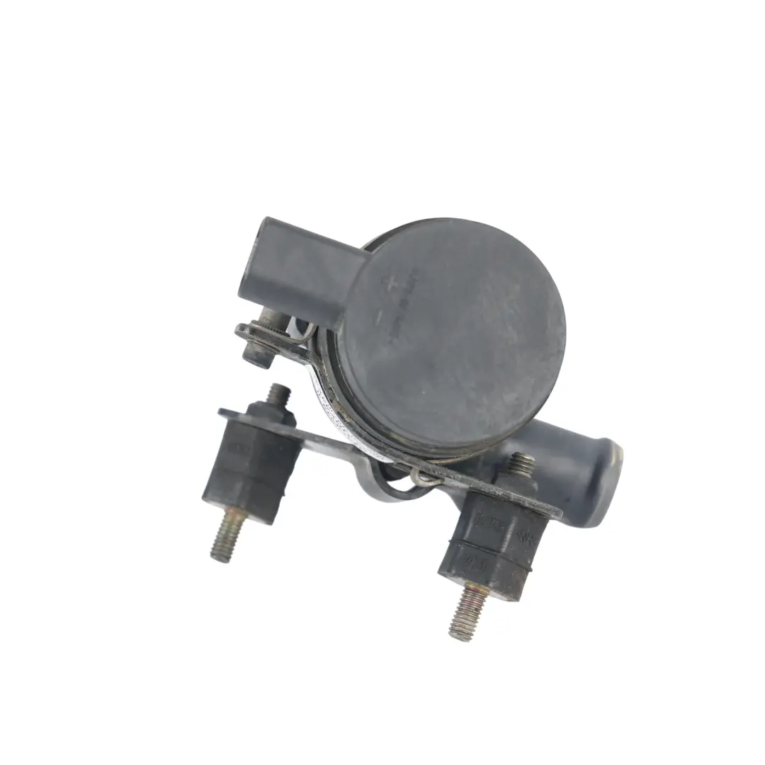 Zusätzliche Wasserpumpe Kühlmittel Kühleinheit A für Audi RS4 B7 mit Teilenummer 8E0965559 Audi RS4 B7 Zusätzliche Wasserpumpe Kühlmittel Kühleinheit A - SKU 8E0965559 - Teilenummer 8E0965559