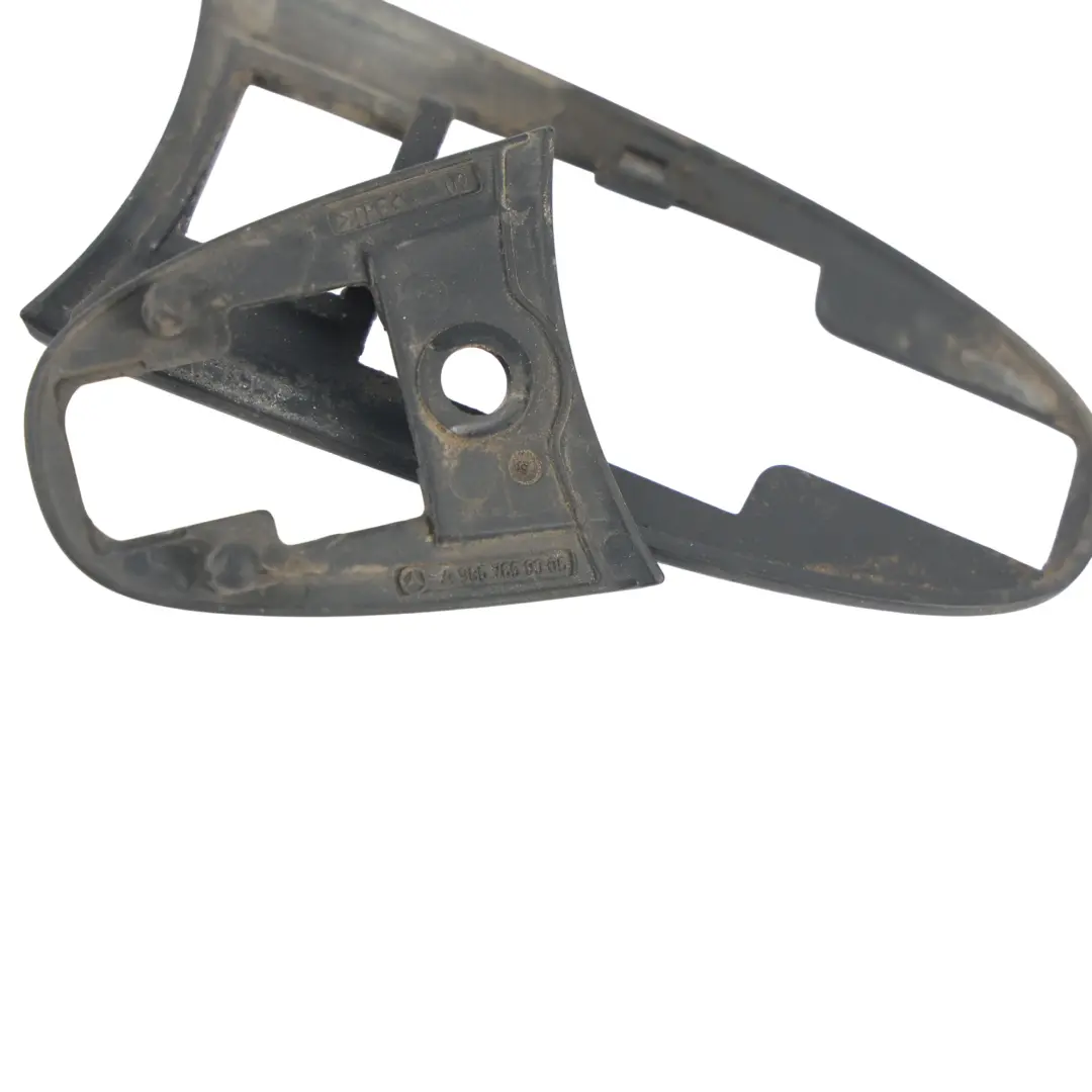 Junta Almohadilla Manija Puerta Delantera para Volkswagen Crafter 2E con número de pieza A9067660105 Volkswagen Crafter 2E Junta Almohadilla Manija Puerta Delantera - SKU A9067660105 - Número de pieza A9067660105