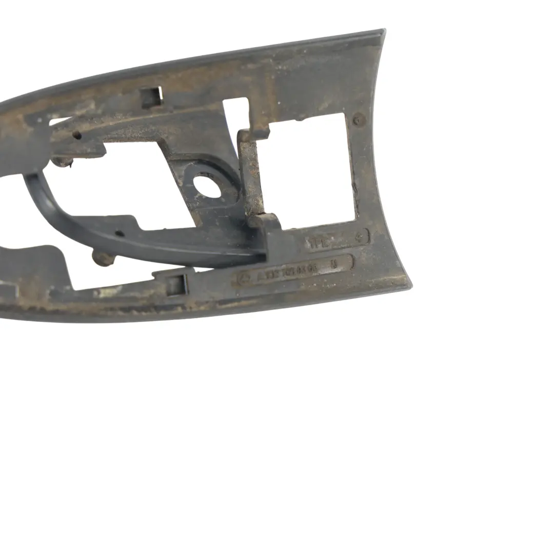Volkswagen Crafter 2E Guarnizione Gomma Portellone Posteriore - SKU A9067660305 - Numero di parte A9067660305