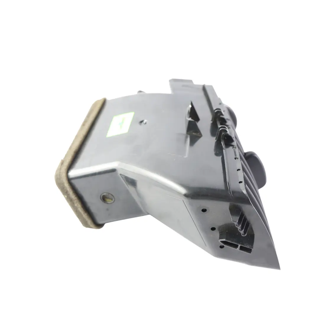 Rejilla Aire Central Derecha para Volkswagen Crafter 35 Sprinter W906 con número de pieza A9068301854 Volkswagen Crafter 35 Sprinter W906 Rejilla Aire Central Derecha - SKU A9068301854 - Número de pieza A9068301854