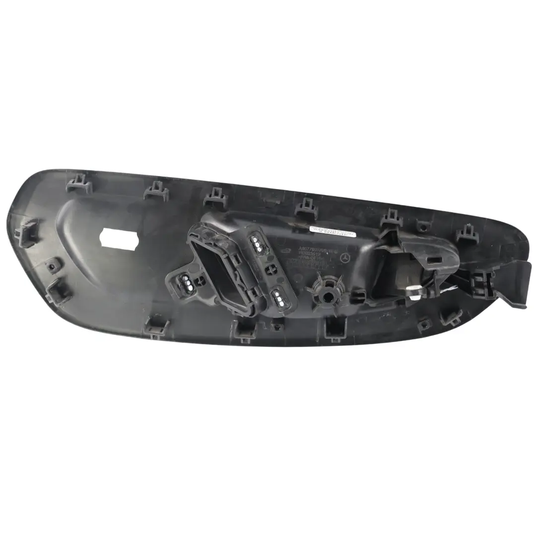 Mercedes W907 W910 Poignée Porte Intérieure Avant Gauche Noir - SKU A9077601700-1 - Numéro de pièce A9077601700
