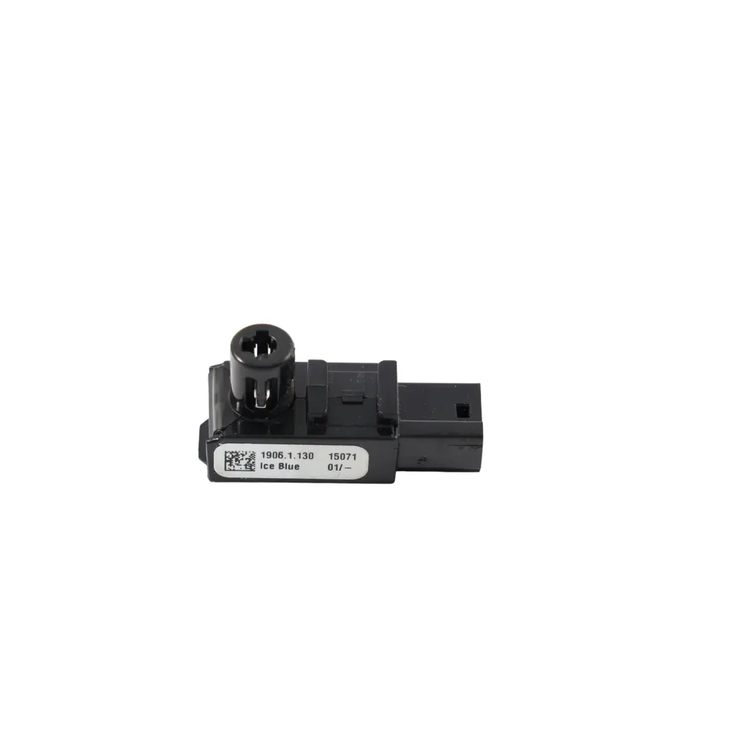 Ford Ranger MK6 Innenraumleuchte Vorne LED Einheit Rechts - SKU AB39-13E732-AA - Teilenummer AB39-13E732-AA