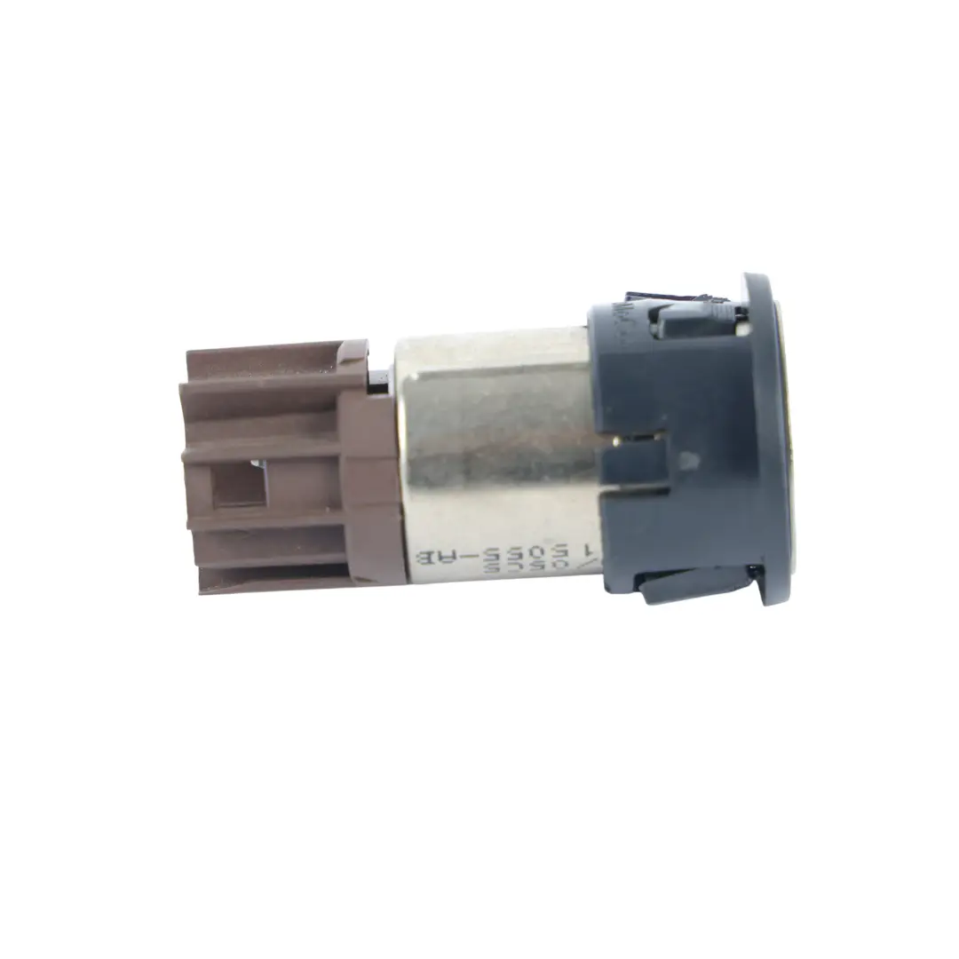 Ford Ranger MK6 Armaturenbrett Steckdose Zigarettenanzünder 12V - SKU AB39-15055-AB - Teilenummer AB39-15055-AB