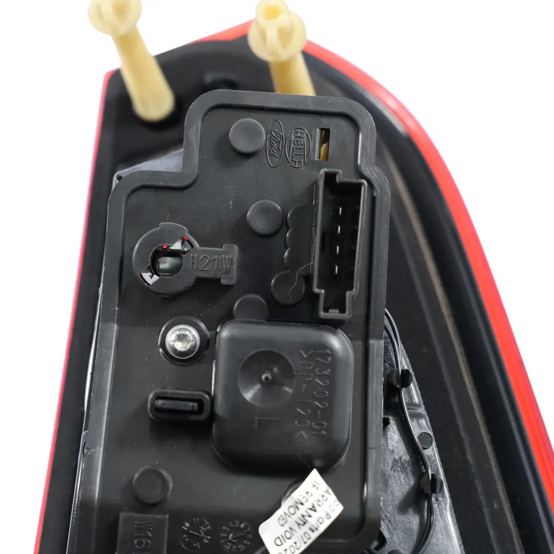 Heckleuchte Rückleuchte Innen Links für Ford S-Max mit Teilenummer AM21-13A603-AF Ford S-Max Heckleuchte Rückleuchte Innen Links - SKU AM21-13A603-AF - Teilenummer AM21-13A603-AF