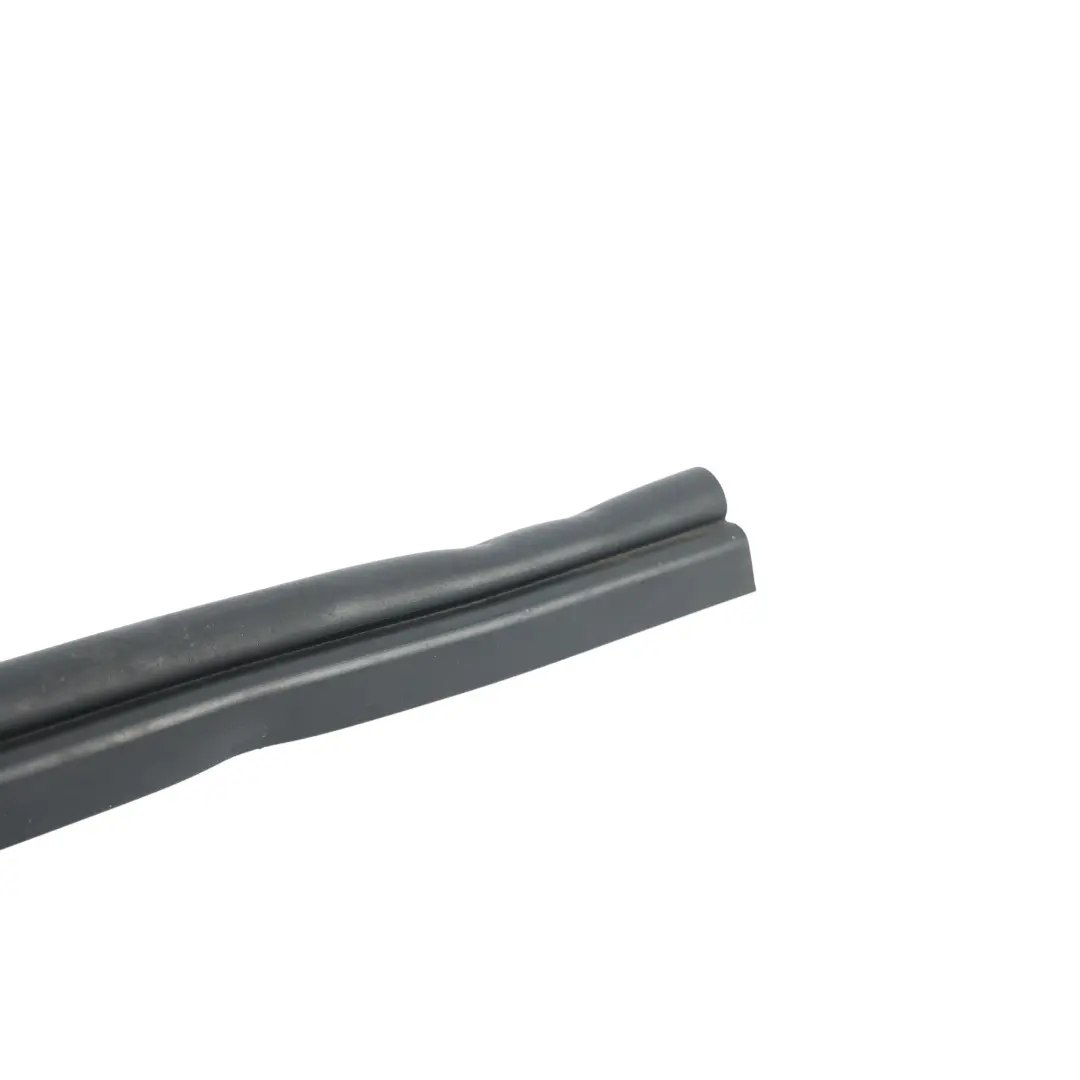 Land Rover Discovery 2 Rear Bonnet Hood Seal Gasket Rubber - SKU ASR1258 - Part number ASR1258