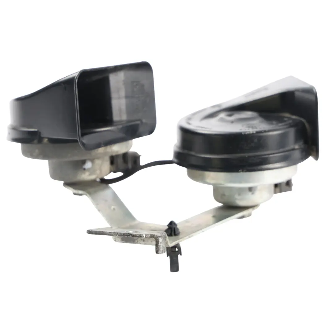 Conjunto Doble Bocina Tono Bajo y Alto para Ford Fiesta MK7 con número de pieza AV1T-13A803-AC Ford Fiesta MK7 Conjunto Doble Bocina Tono Bajo y Alto - SKU AV1T-13A803-AC - Número de pieza AV1T-13A803-AC