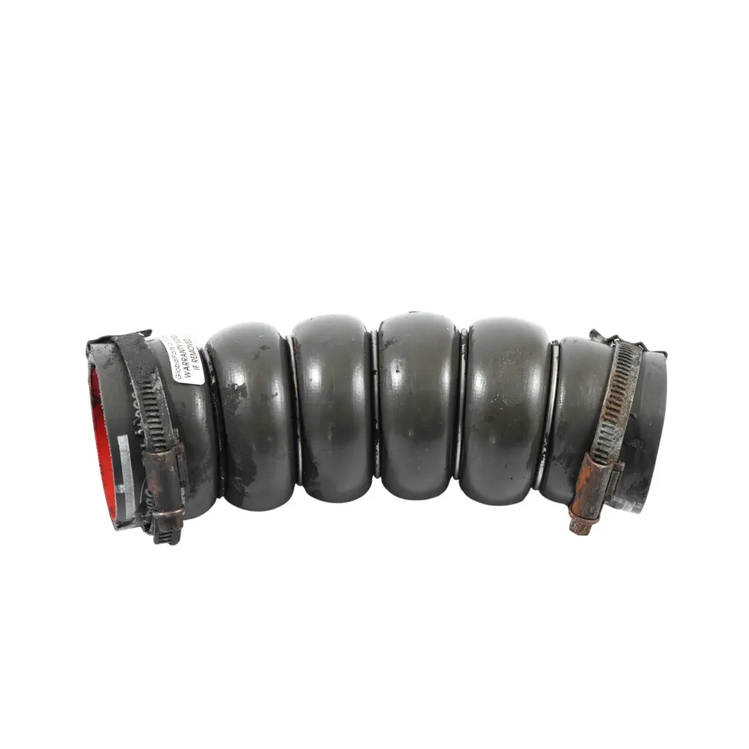 MK3 Tubo Manicotto Intercooler Aspirazione 1.6 TDCi per Ford Focus con numero di parte AV61-6C646-HE Ford Focus MK3 Tubo Manicotto Intercooler Aspirazione 1.6 TDCi - SKU AV61-6C646-HE - Numero di parte AV61-6C646-HE