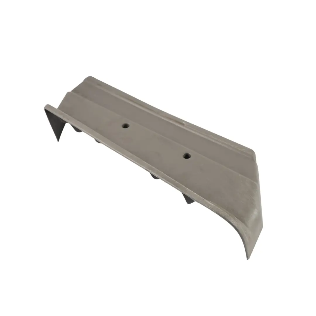 Garniture Base Siège Avant Droit Noir pour Land Rover Discovery 2 L318 à propos du numéro de pièce AWR3426 Land Rover Discovery 2 L318 Garniture Base Siège Avant Droit Noir - SKU AWR3426 - Numéro de pièce AWR3426
