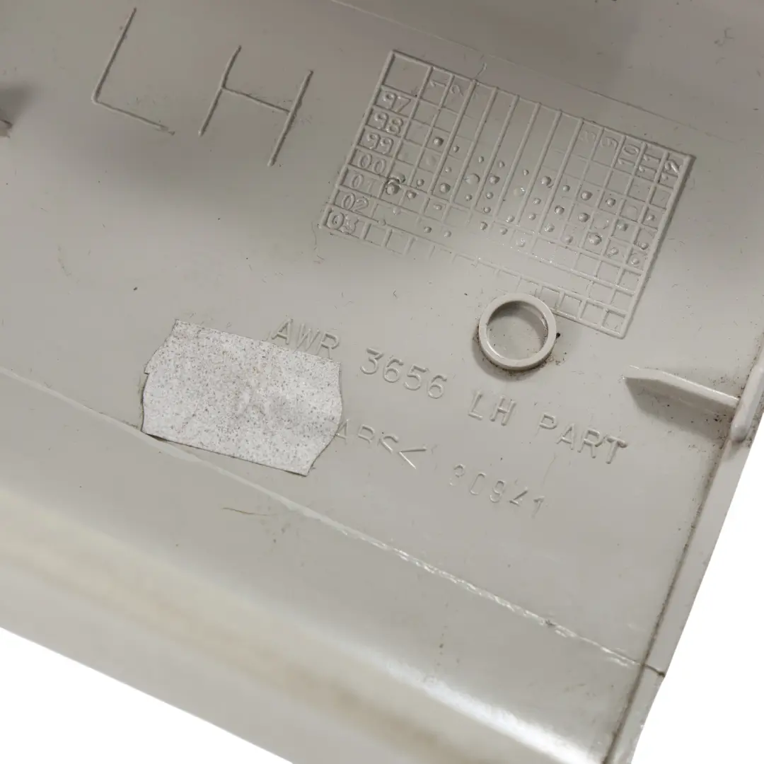 Garniture Montant B Gauche Beige pour Land Rover Discovery 2 L318 à propos du numéro de pièce AWR3656 Land Rover Discovery 2 L318 Garniture Montant B Gauche Beige - SKU AWR3656 - Numéro de pièce AWR3656