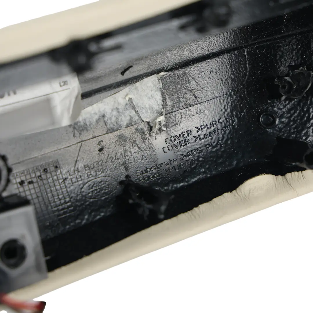 Range Rover Evoque L538 Podłokietnik Lewy Skórzany - SKU BJ32-24141-AC - Numer Części BJ32-24141-AC
